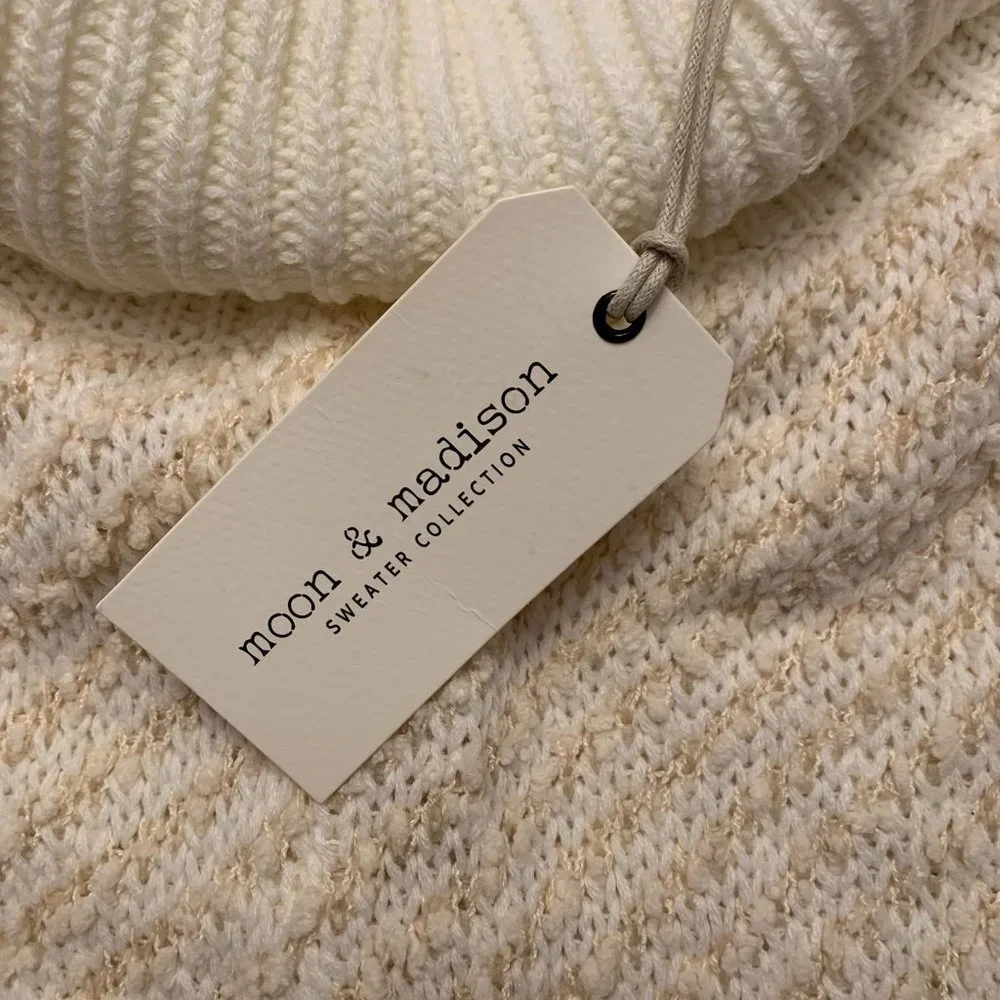 NWT Moon & Madison Cowl Neck Sweater Small Diagonal Striped